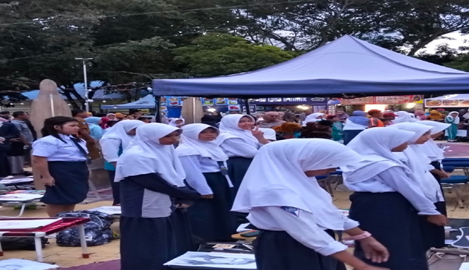 Tiga Siswa, Tiga Prestasi, Satu Sekolah, SMP 1 Tonra Bikin Bangga