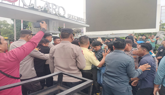 Hotel Claro Bikin Geger, Mahasiswa: Buka Klarifikasi atau Kami Datang Lagi!