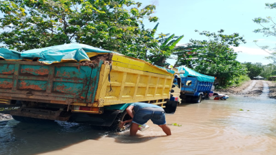 Aparat Main Tambang 'Ilegal' LSM L-Pace: Ini Kejahatan Lingkungan Terbuka!