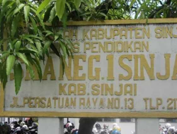 Didepan Ayahnya yang Polisi, MF Nekat Pukul Wakasek SMA 1 Sinjai