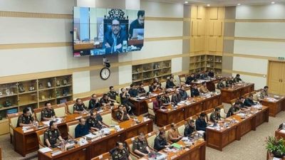 Gelondongan Kayu Terjang Permukiman, DPR: Ini Bukan Sekadar Bencana Alam