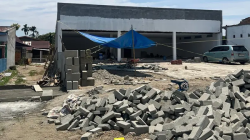 Ritel Modern Diduga Langgar Aturan, Warga Desak Pemerintah Turun Tangan