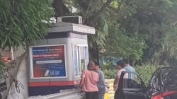 Antrean dan Nada Tinggi Petugas Warnai Layanan e-Money di Tol Makassar