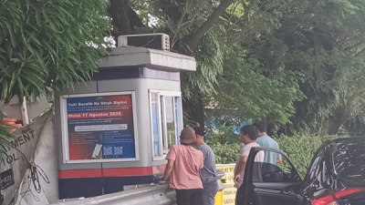 Antrean dan Nada Tinggi Petugas Warnai Layanan e-Money di Tol Makassar