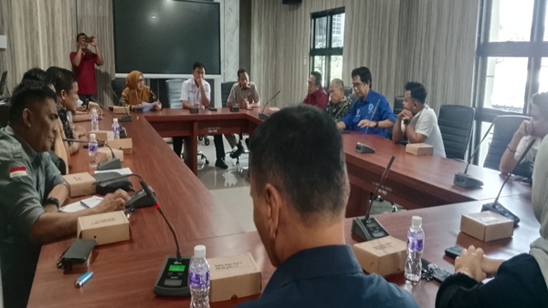 RDP MBG di Maros Berakhir Tegang, DPRD Akui Tak Punya Kewenangan Awasi Program Pusat