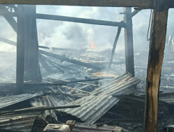 Kebakaran Hebat di Sabbangparu, Dua Rumah Warga Rata dengan Tanah Diduga Akibat LPG