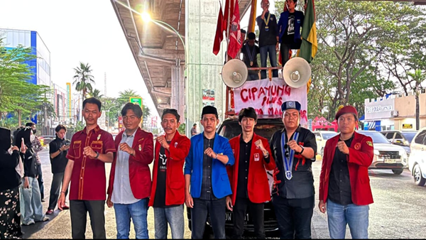 Mahasiswa Turun Gunung, Pemerintah Dihujani Kritik atas Tekanan Ekonomi yang Kian Berat