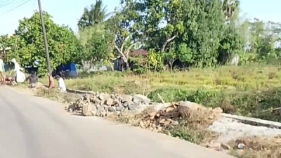 Papan Proyek Tak Ada, Drainase di Canrego Diduga Proyek Siluman