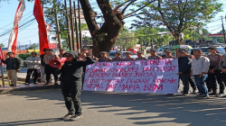 KP-FRI Kepung Polda Sulsel, Desak Polisi Bongkar Dugaan Mafia BBM dan Rokok Ilegal di Sinjai