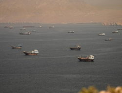 Selat Hormuz Dibendung Iran, Teheran Pasang Syarat untuk AS