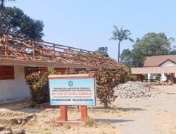 Ada Pekerja dari Gowa, Warga Takalar Pertanyakan Mekanisme Revitalisasi SDN 187 Dengilau