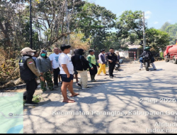 Api Membesar di Lanna, Polhut dan Tim Gabungan Turun Memadamkan
