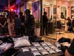 Diduga Jadi Gudang Sabu, Salon Kecantikan di Makassar Diserbu Polisi